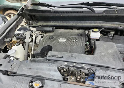 2013 Nissan Pathfinder z USA, uszkodzony, nr VIN 5N1AR2MM1DC659076